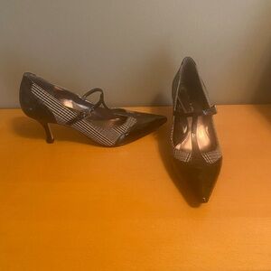 Circa Joan & David Pump